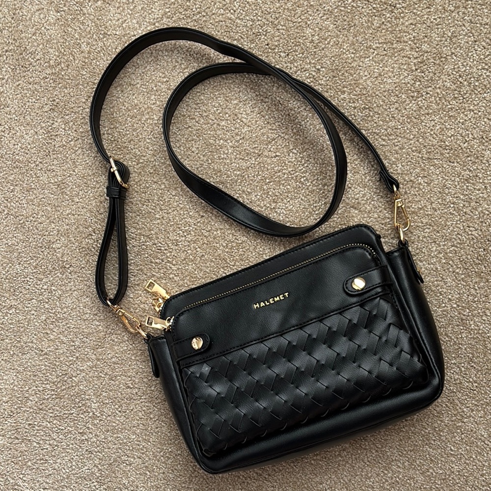 Amazing Crossbody Bag - black with gold accents